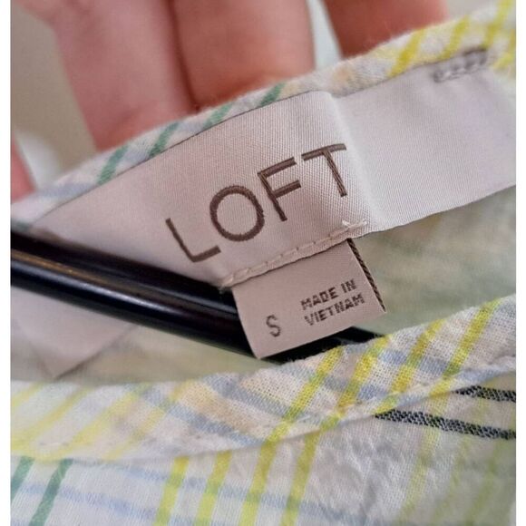 LOFT Women's Plaid Ruffle V-Back Shell Blouse size Small - Picture 7 of 9